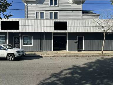 Main picture of 503 Kempton St