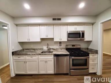 Main picture of Woodlake Towers