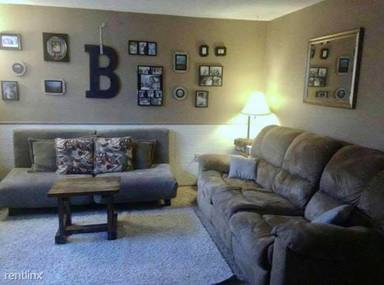 Main picture of 615 Angela Dr