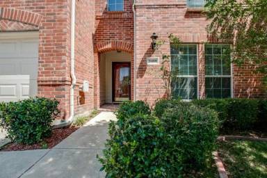 Main picture of 2408 Finch Dr