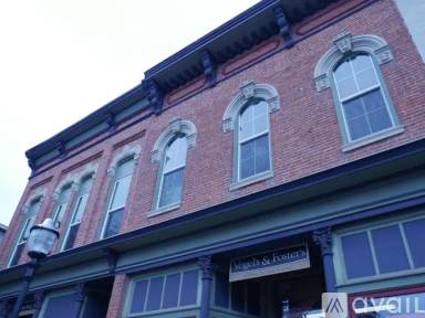 Main picture of 109 S Main St