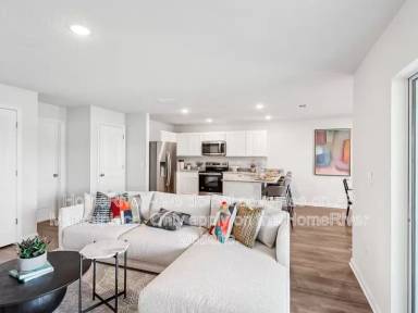 Main picture of 2523 NW 23rd Ave