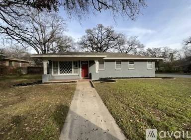 Main picture of 7137 Robinhood Ln