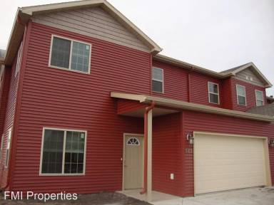 Main picture of 820 15th St NW