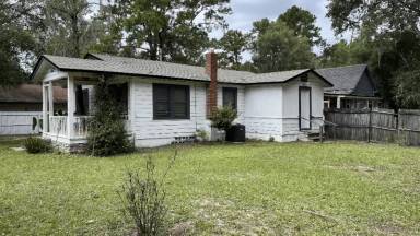 Main picture of 1102 NW 45th Ave