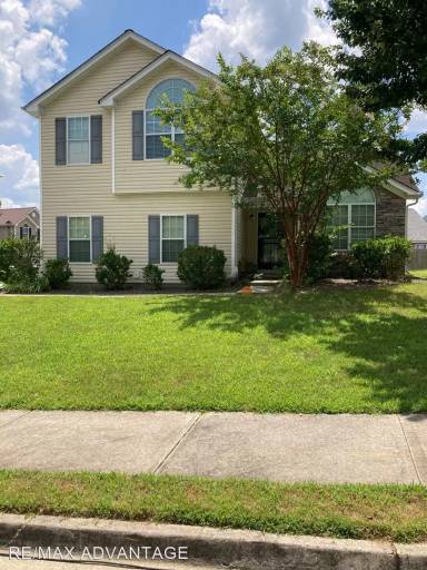 Main picture of 2610 Virginia Cv