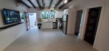 Main picture of 4431 Louise Ave