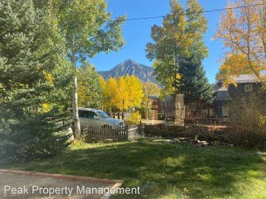 Main picture of 214 Maroon Ave