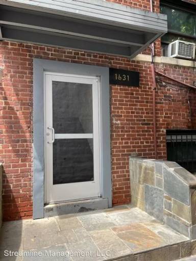 Main picture of 1631 6th St NW
