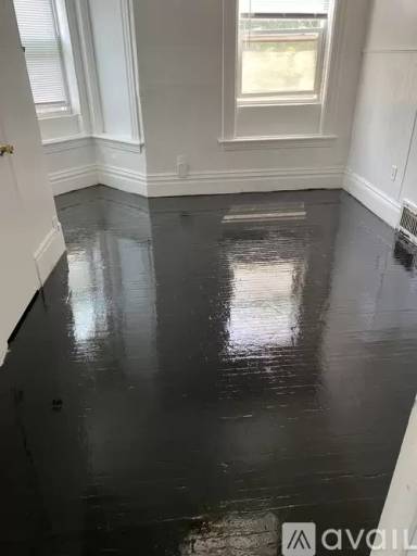 Main picture of 391 Sherburne Ave
