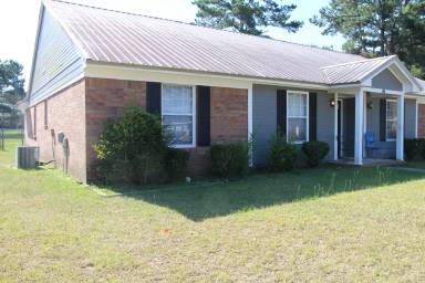 Main picture of 167 Endoline Dr
