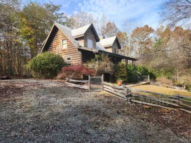 Main picture of 161 Old Gate Ln