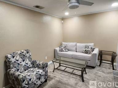 Main picture of 1703 Frances Dr