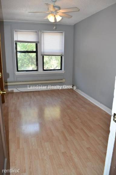 Main picture of 4735 N Beacon St Apartments