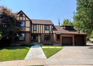 Main picture of 498 E Edindrew Cir