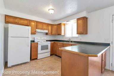 Main picture of 9434 S Barium St