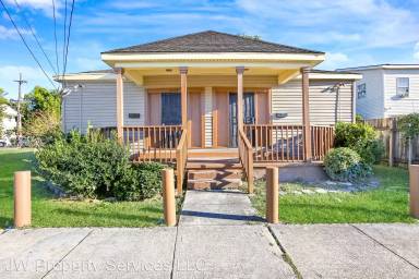 Main picture of 3707 N Galvez St