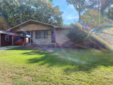 Main picture of 5600 Francis St