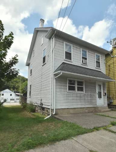 Main picture of 516 S Main St