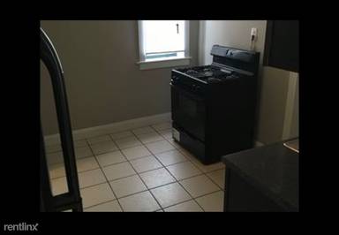 Main picture of 6901-17 S Paxton Ave & 2211-17 E 69th St Apartments