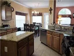 Main picture of 2233 Heatherton Pl