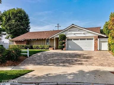 Main picture of 919 Carlson Dr