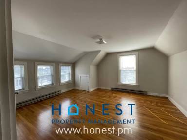 Main picture of 103 Rackleff St