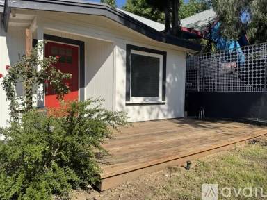 Main picture of 1819 N Alvarado St
