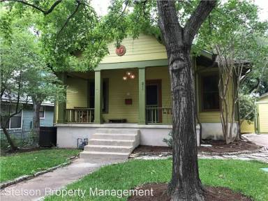Main picture of 811 Theresa Ave