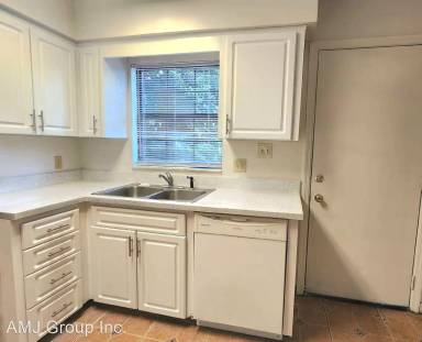 Main picture of 2331 SW 39th Way