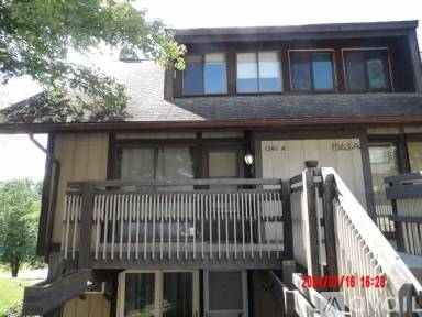 Main picture of 1561 Treetop Trl