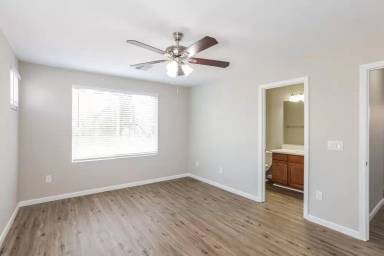 Main picture of 35013 N 30th Dr