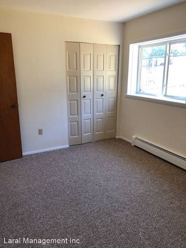 Main picture of 54 Borden Ave
