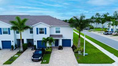 Main picture of 15302 Wildflower Cir
