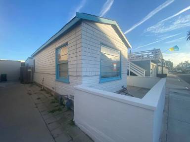 Main picture of 626 Clubhouse Ave