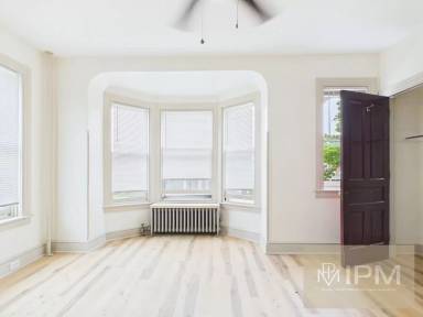 Main picture of 750 Madison Ave
