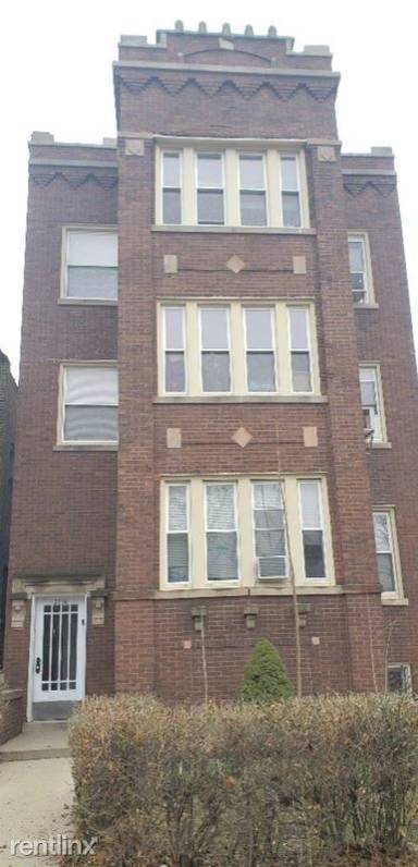Main picture of 2736 W Giddings St