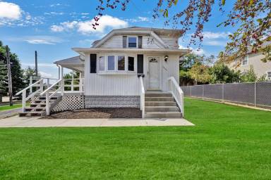 Main picture of 1933 Maratta Rd