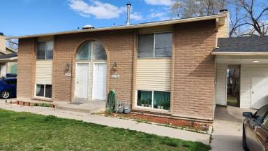 Main picture of 2230 W Bonniebrook Dr