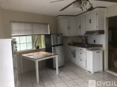 Main picture of 3741 Cazador St