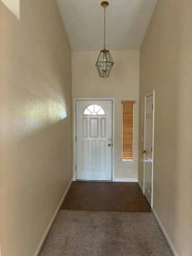 Main picture of 1087 W Julia Way