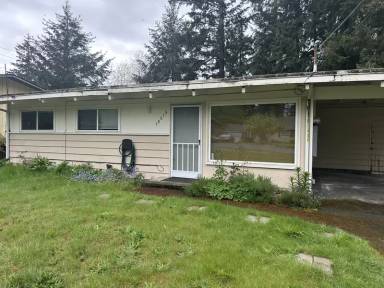 Main picture of 18015 Sunnyside Ave N