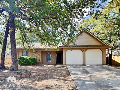 Main picture of 717 Timberoaks Dr