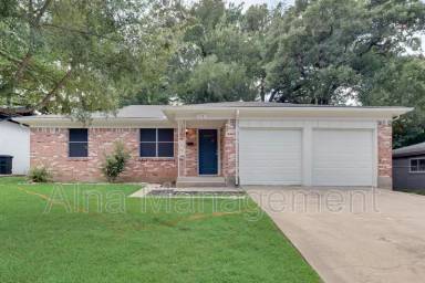 Main picture of 113 N Wisteria St