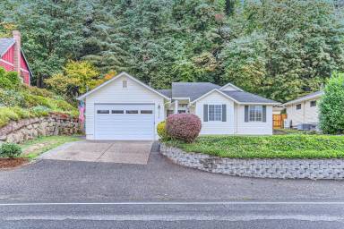 Main picture of 2828 NE 92nd Ave