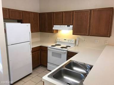 Main picture of 2908 Whisper Oaks Ln