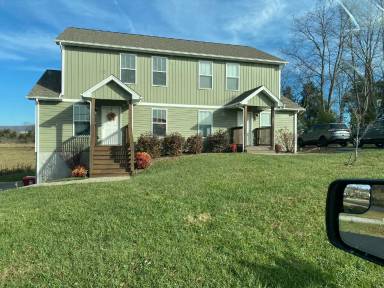 Main picture of 1466 Sandy Cir