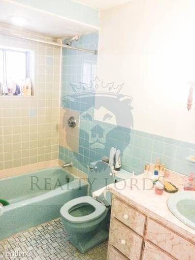 Main picture of 127 Glenville Ave