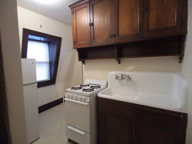 Main picture of 2628 N Stowell Ave