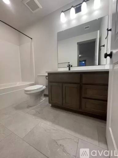 Main picture of 1014 SW Juniper Gardens Ln